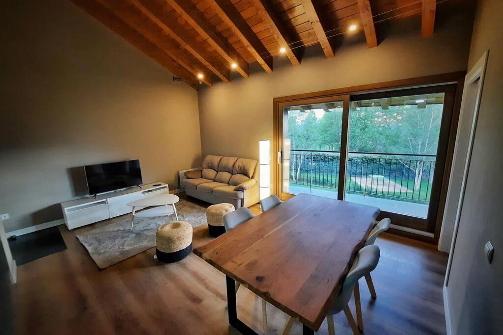 Appartement Le Mouflon Sainte-Leocadie Bagian luar foto
